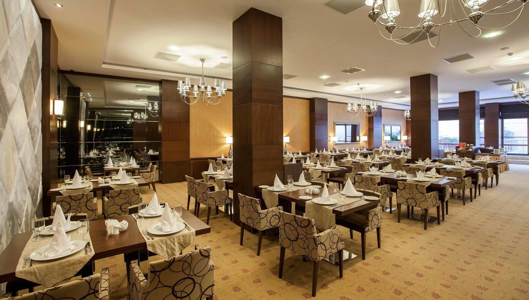 Safir Hotel Gaziantep Exterior photo